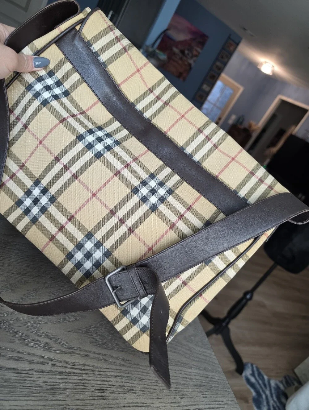 Authentic Burberry Classic Plaid Messenger Bag in Beige with Brown Leather Trim